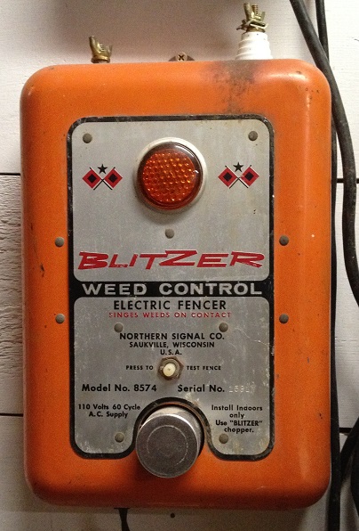 Blitzer Weed Controll Electric Fencer